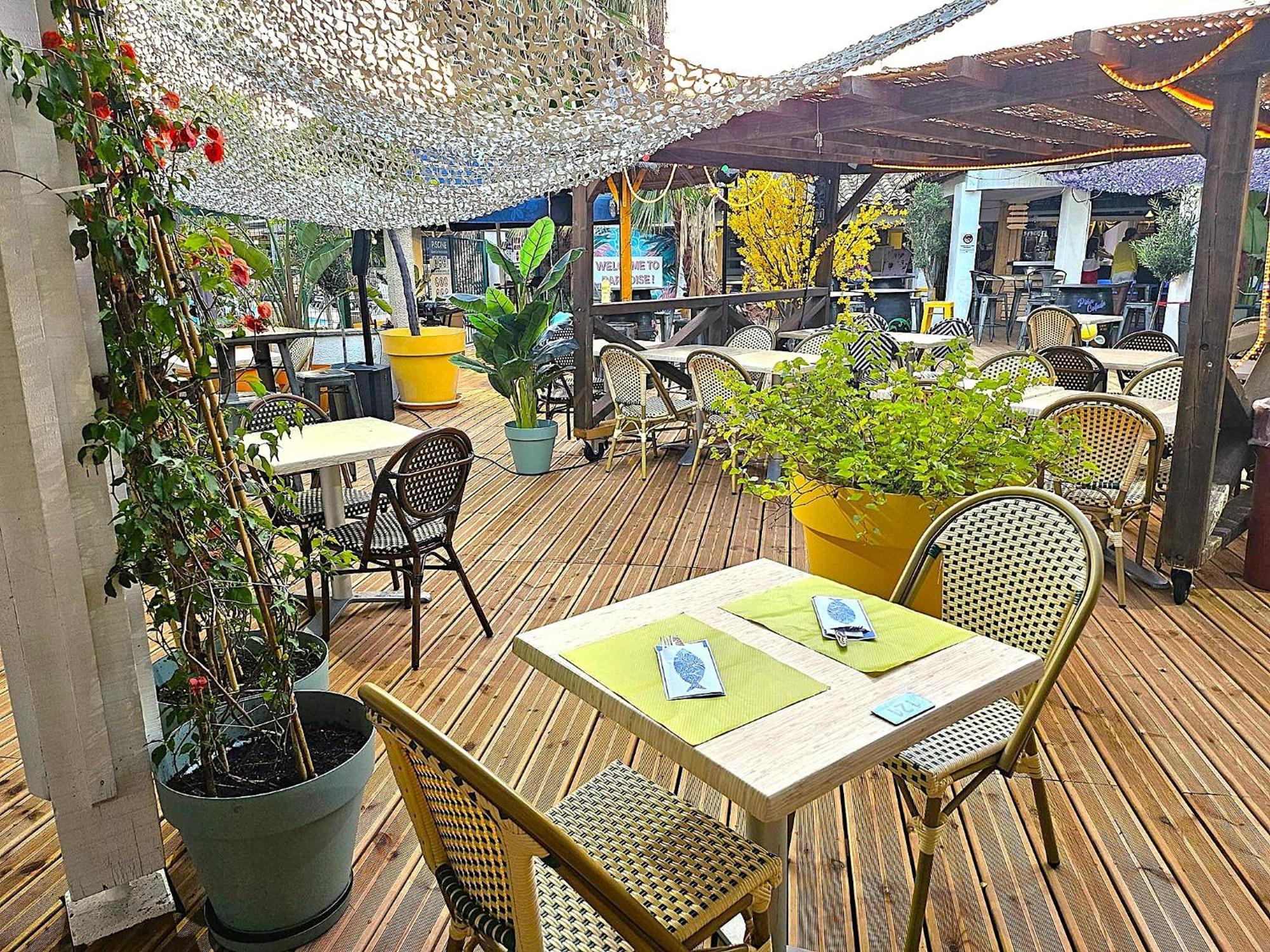 Malibu Village Apartamento